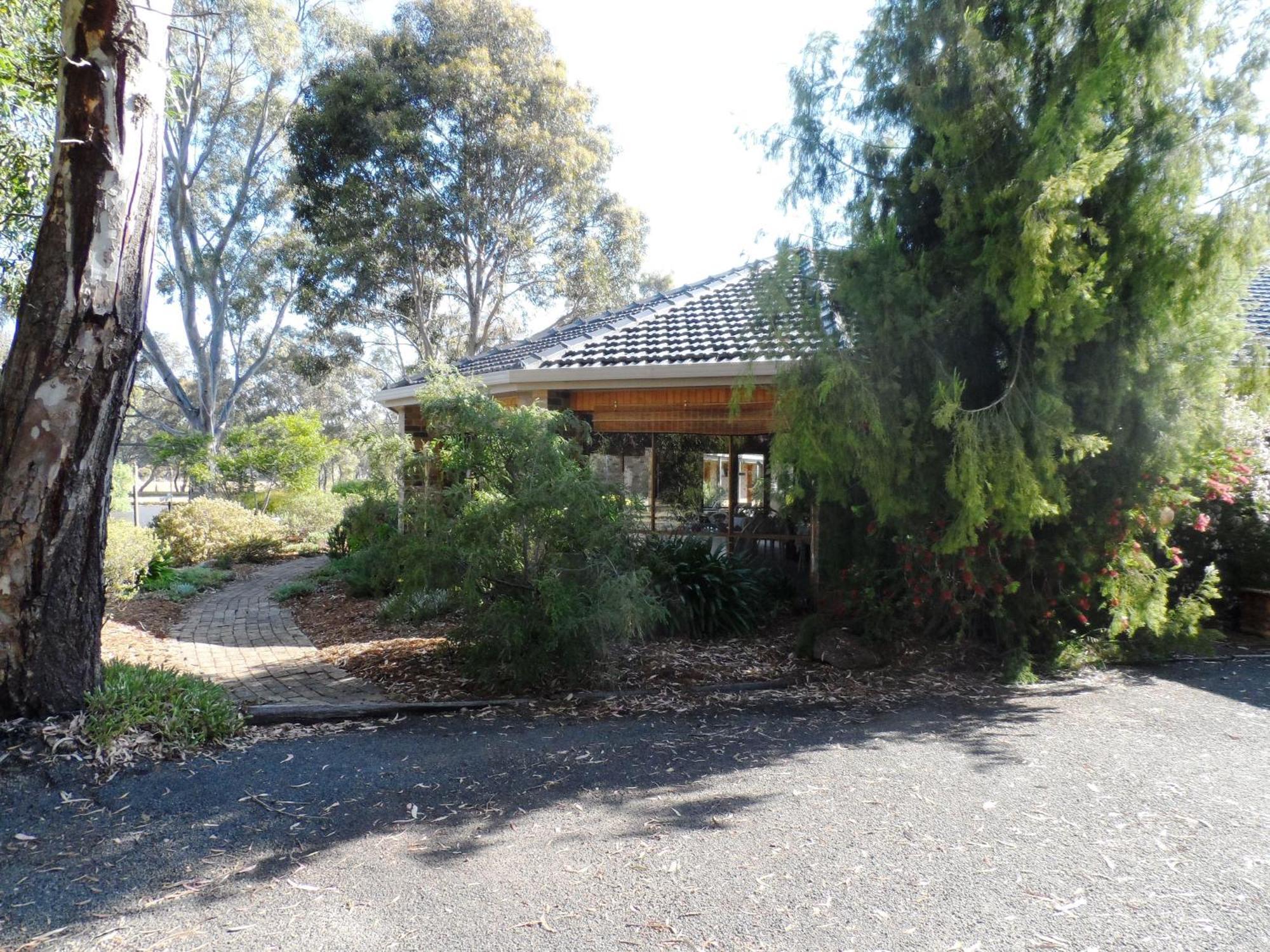 Magdala Motor Lodge & Lakeside Restaurant Stawell Εξωτερικό φωτογραφία